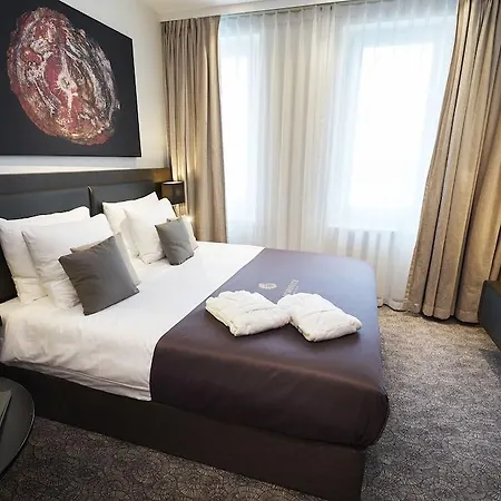 Radisson & Amsterdam South