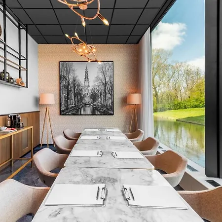 Radisson & Amsterdam South