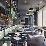 Radisson & Amsterdam South 호텔 4*