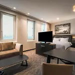 Radisson & Amsterdam South