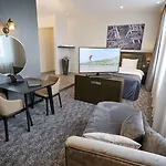Radisson & Amsterdam South 4*