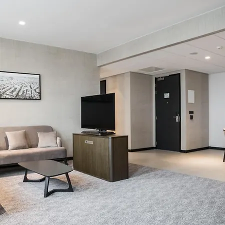 Radisson & Amsterdam South מלון אמסטלבין