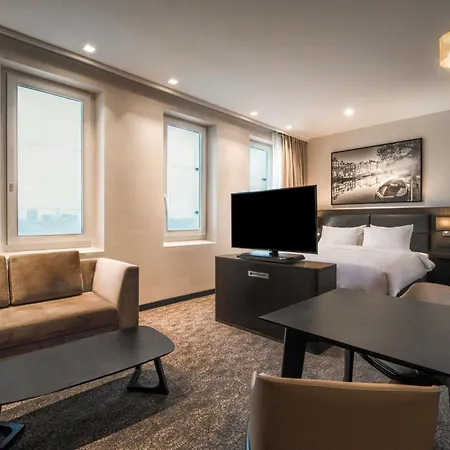 Radisson & Amsterdam South