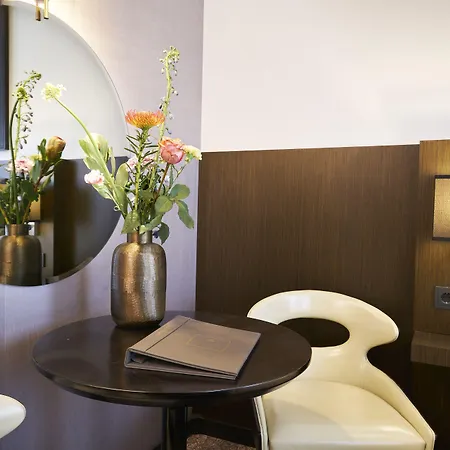 Radisson & Amsterdam South אמסטלבין