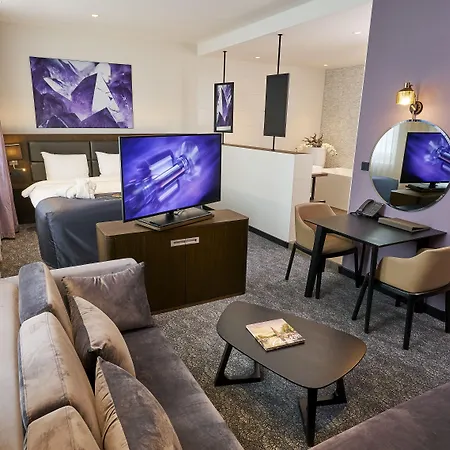 Radisson & Amsterdam South 4* אמסטלבין