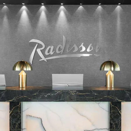 Hotel Radisson & Amsterdam South 4*
