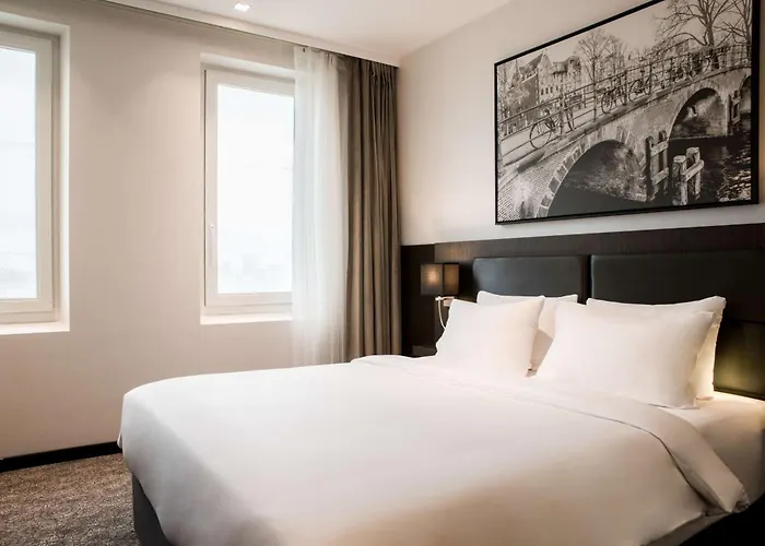 Radisson & Amsterdam South