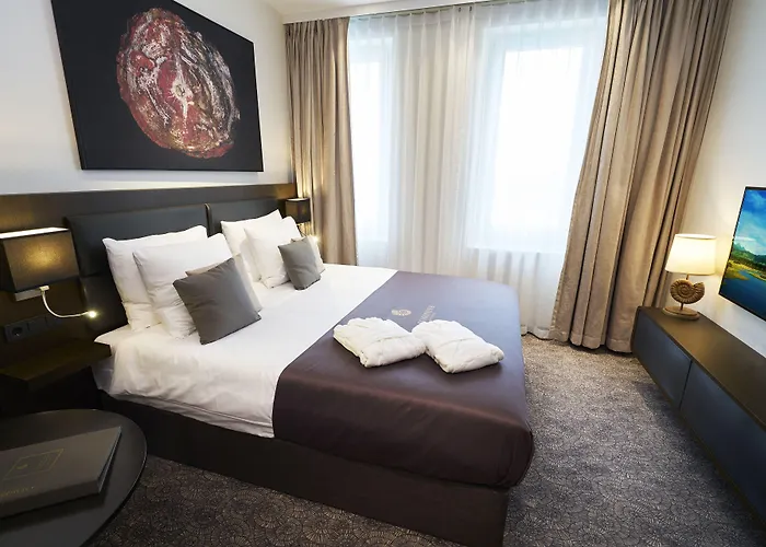 Radisson & Amsterdam South 4*