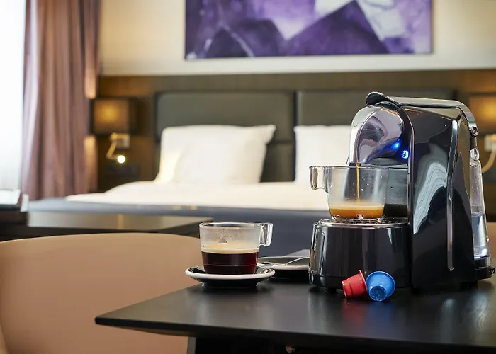 Radisson & Amsterdam South Отель