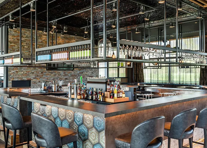 Отель Radisson & Amsterdam South 4*