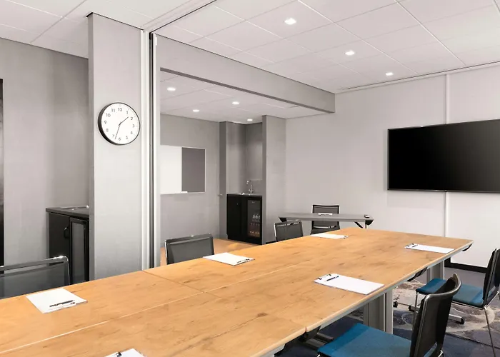 Radisson & Amsterdam South Отель Амстелвин