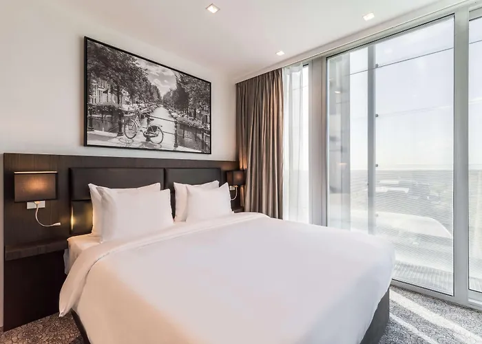 Hotel Radisson & Amsterdam South 4*